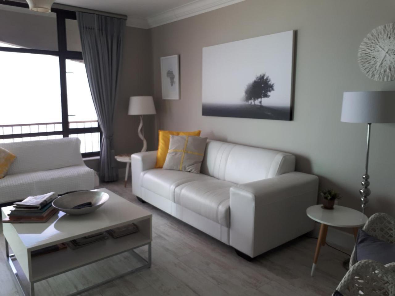 Blouberg Beachfront Apartment Bloubergstrand Exterior photo